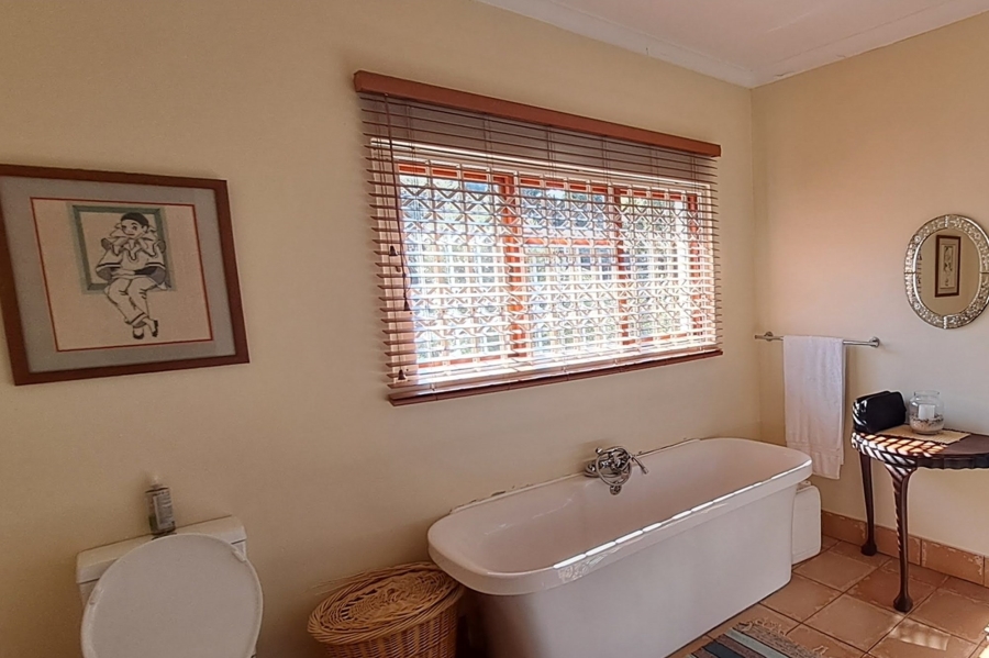 3 Bedroom Property for Sale in Perridgevale Eastern Cape